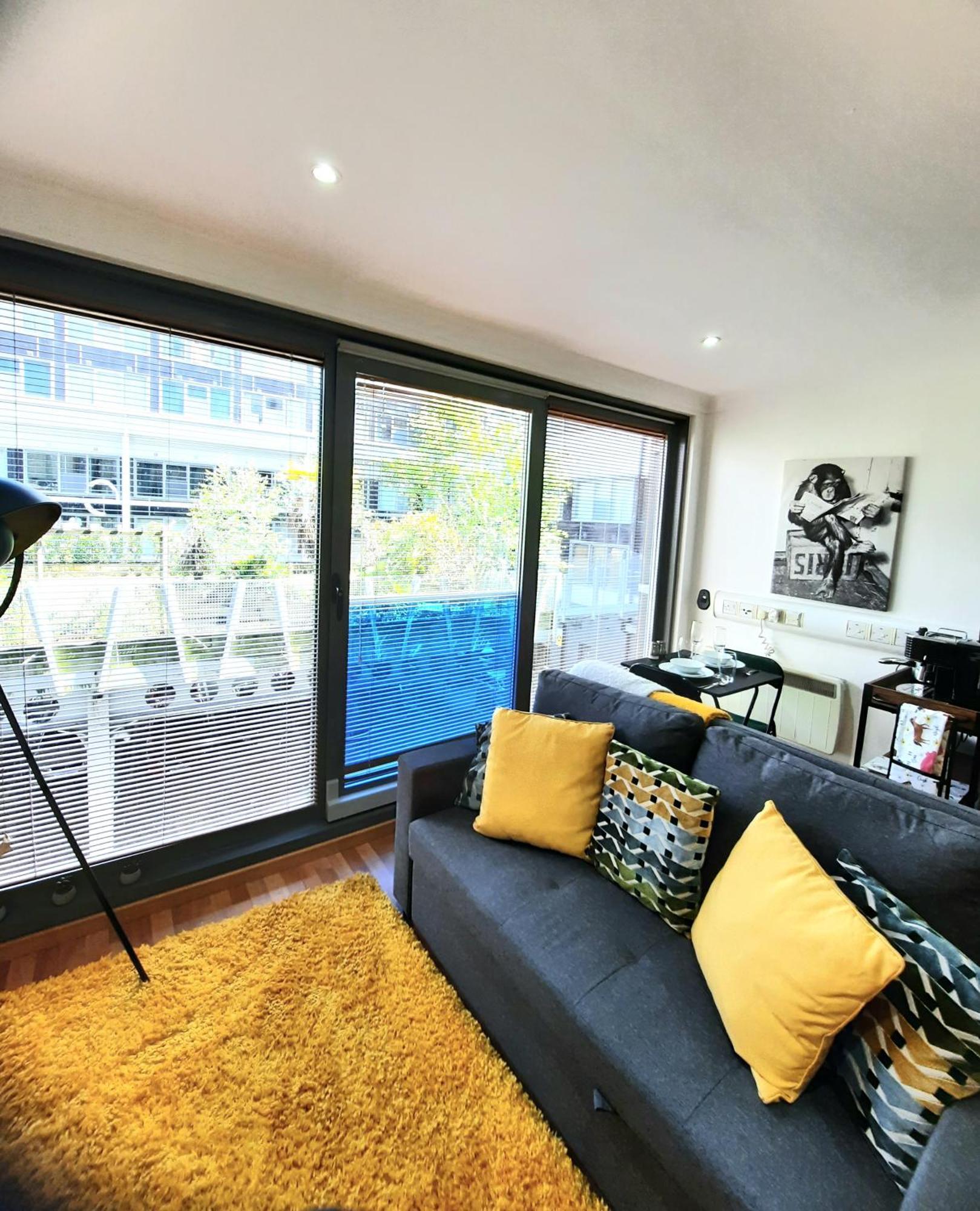 Apartment 1-bed Apartment,leeds, Citi Space *