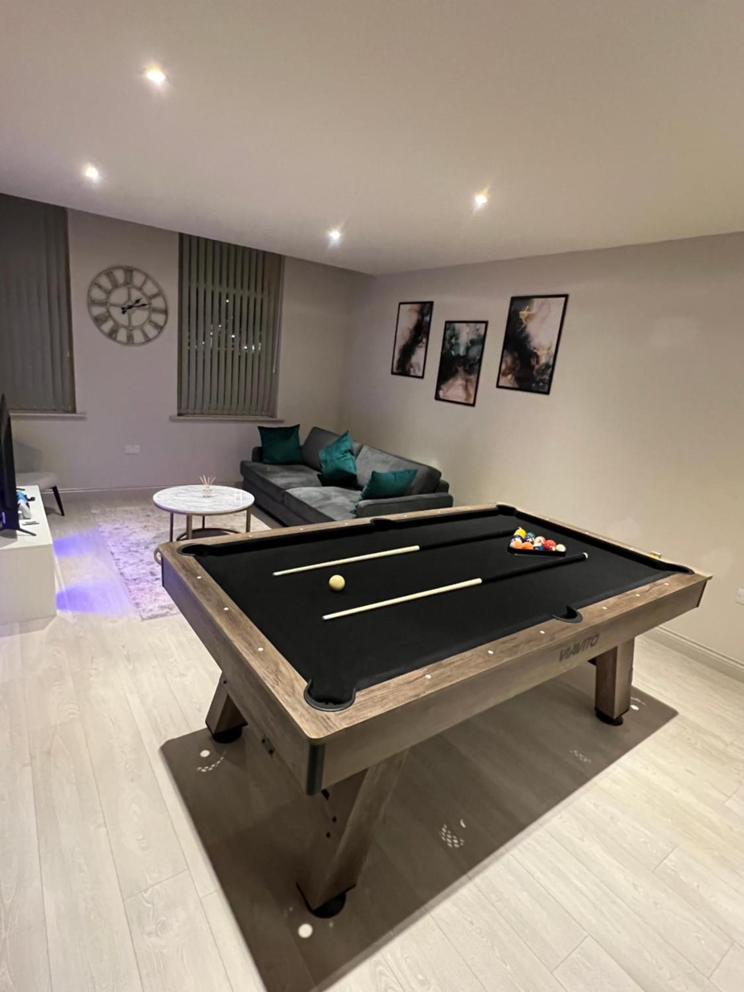 Apartment - Modern Spacious
