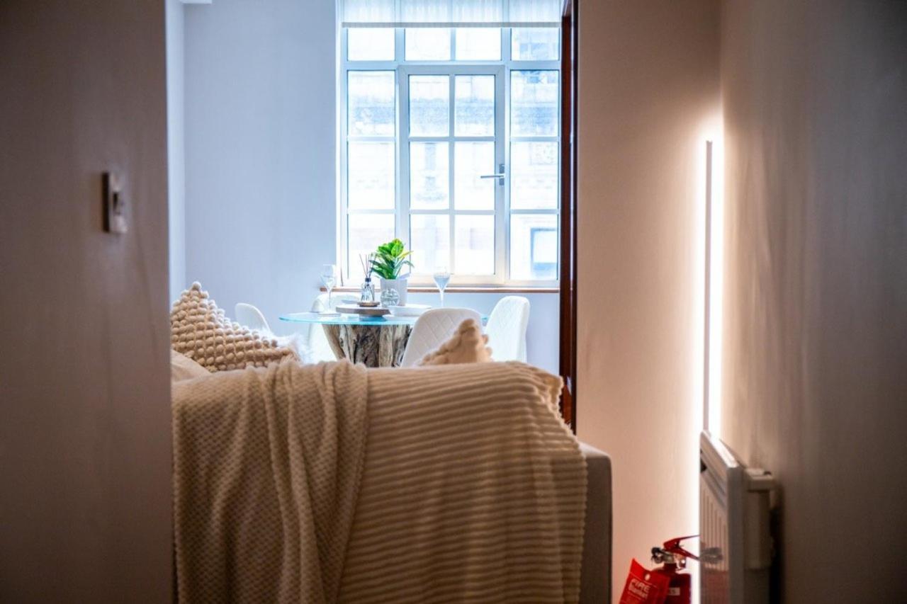 Luxury 1br In Centre Apartment