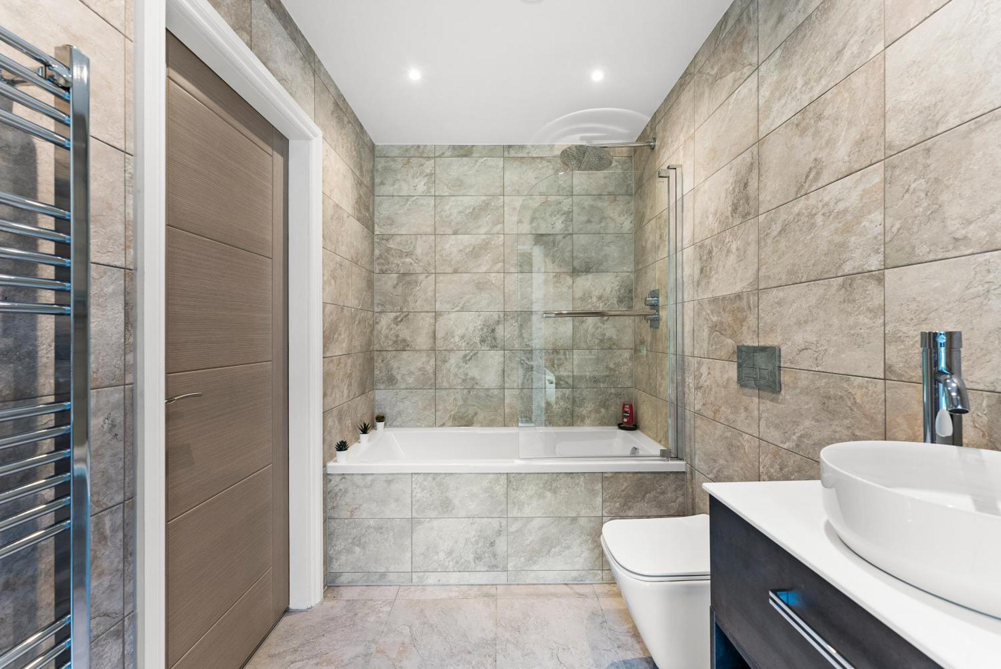 Apartment Stunning Spacious Leeds - Parking *