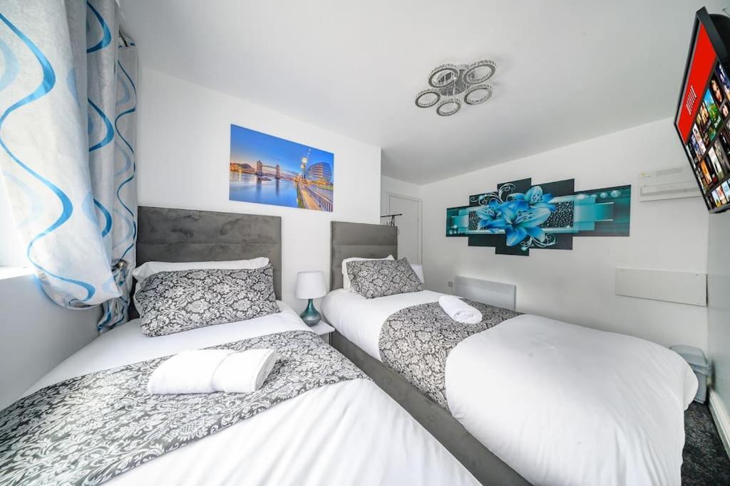 16fm For Your Relaxed & Cosy With Free Parking And Free Wifi