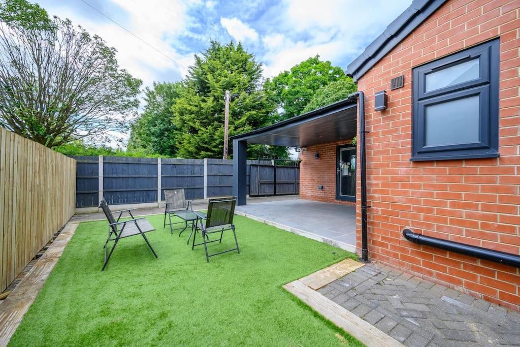 Holiday home 16fm For Your Relaxed & Cosy With Free Parking And Free Wifi