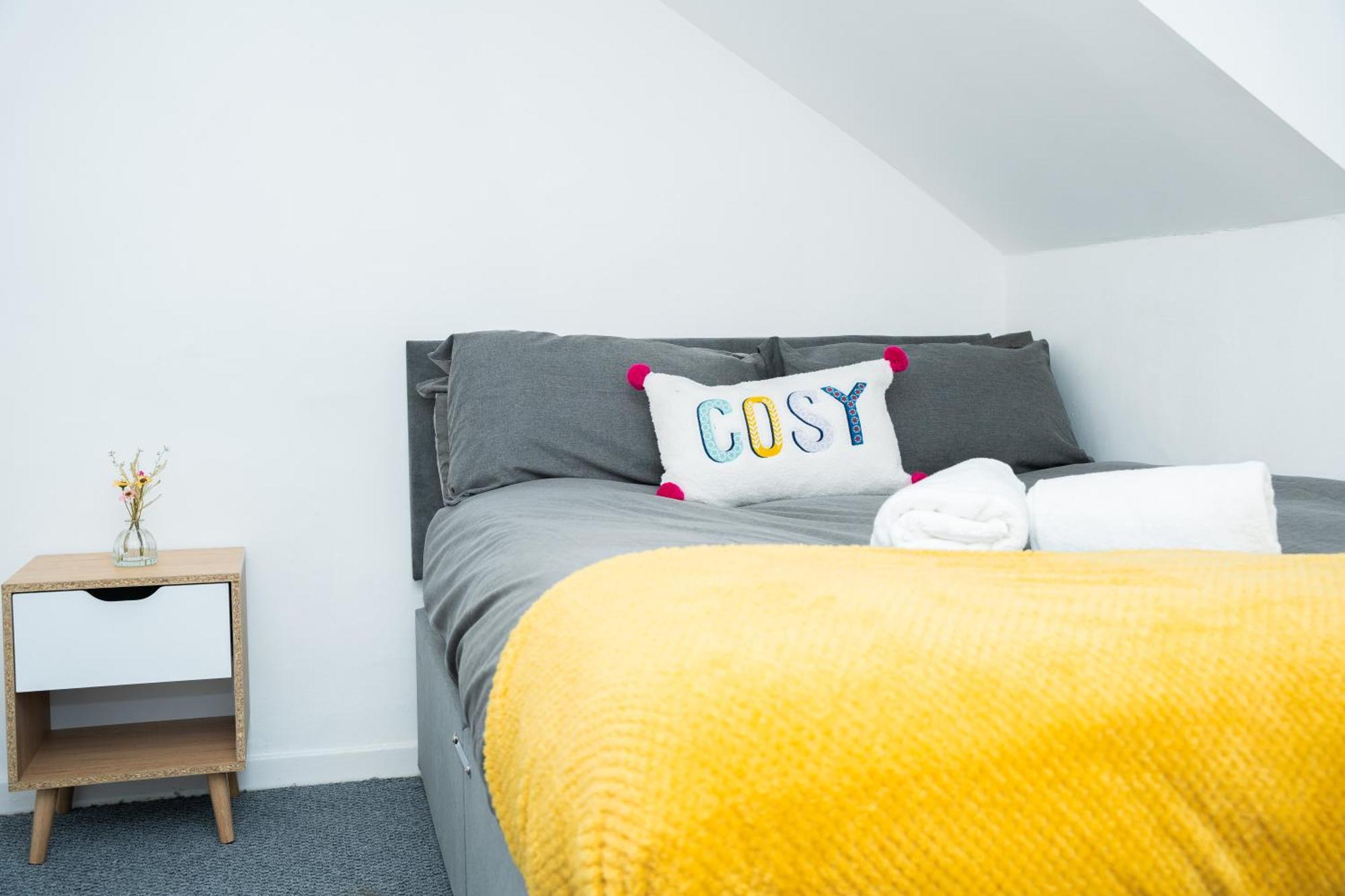 Apartment Leeds Large Townhouse Retreat Close To The