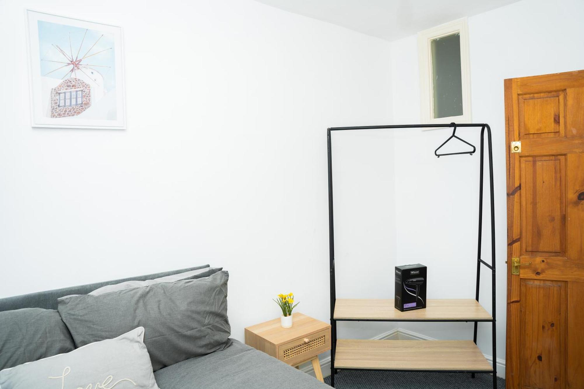 Leeds Large Townhouse Retreat Close To The * Leeds (West Yorkshire)