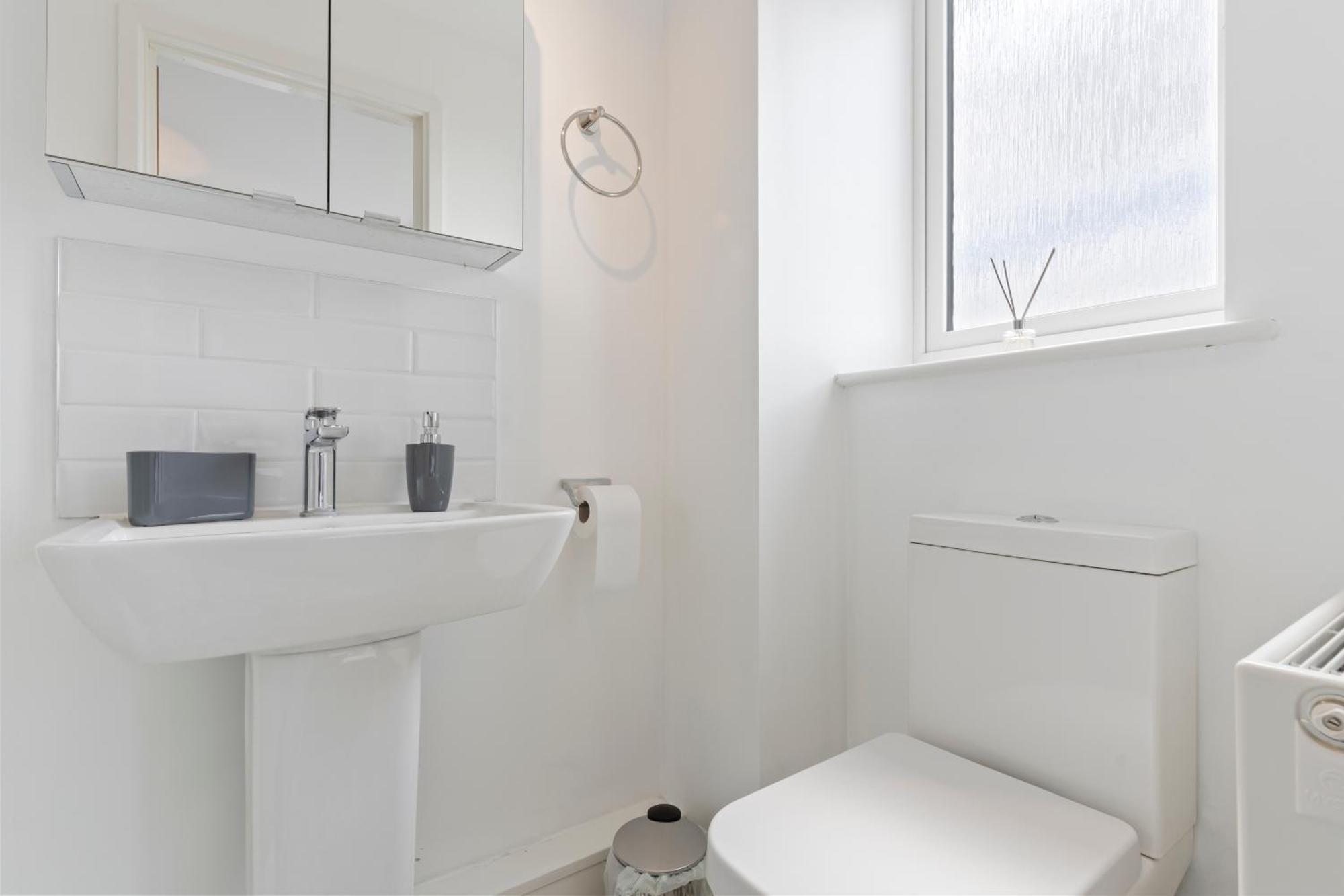 Centre Serviced Apartment *