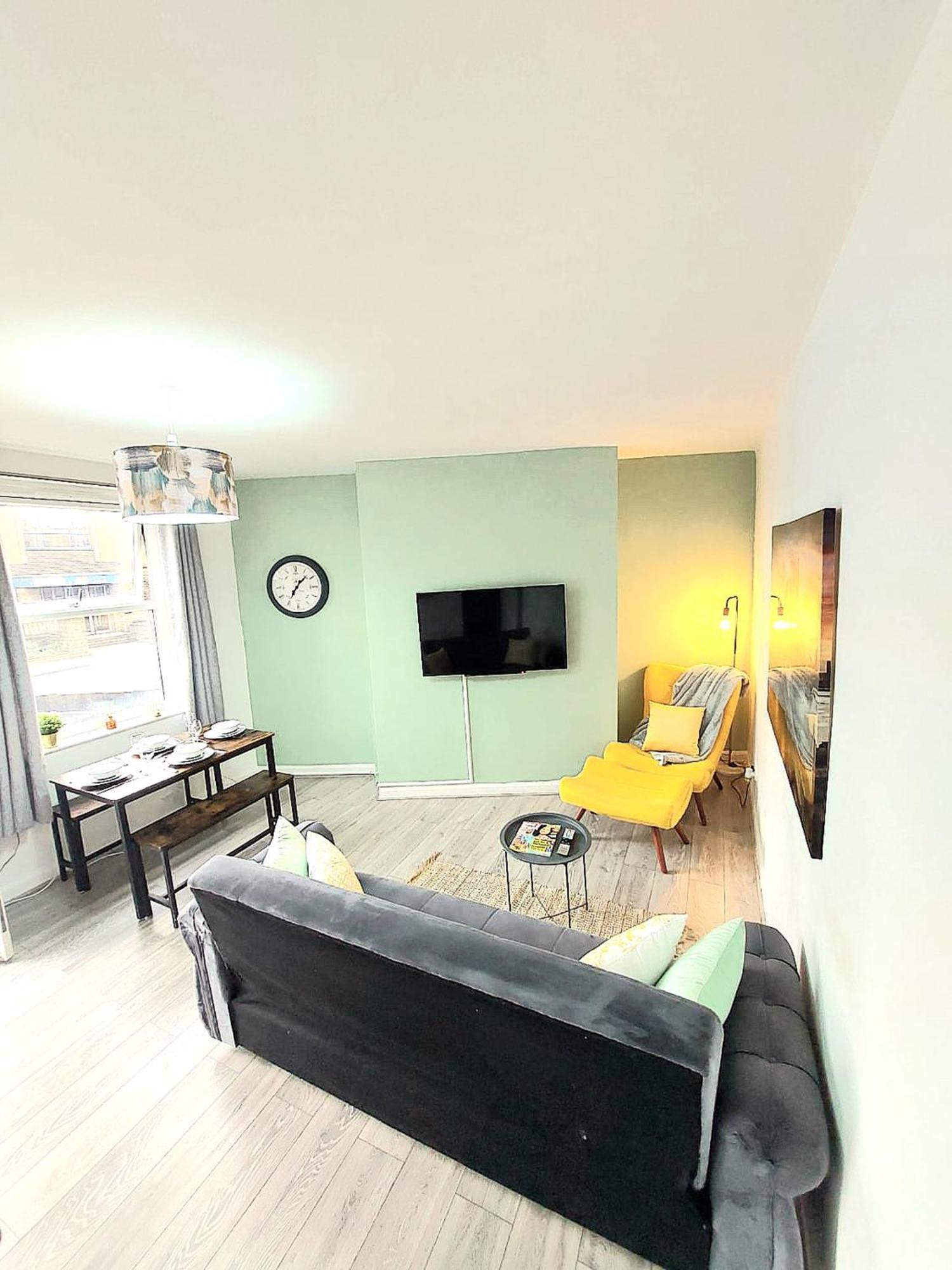 Cosy In Leeds, Free Wifi * Leeds (West Yorkshire)