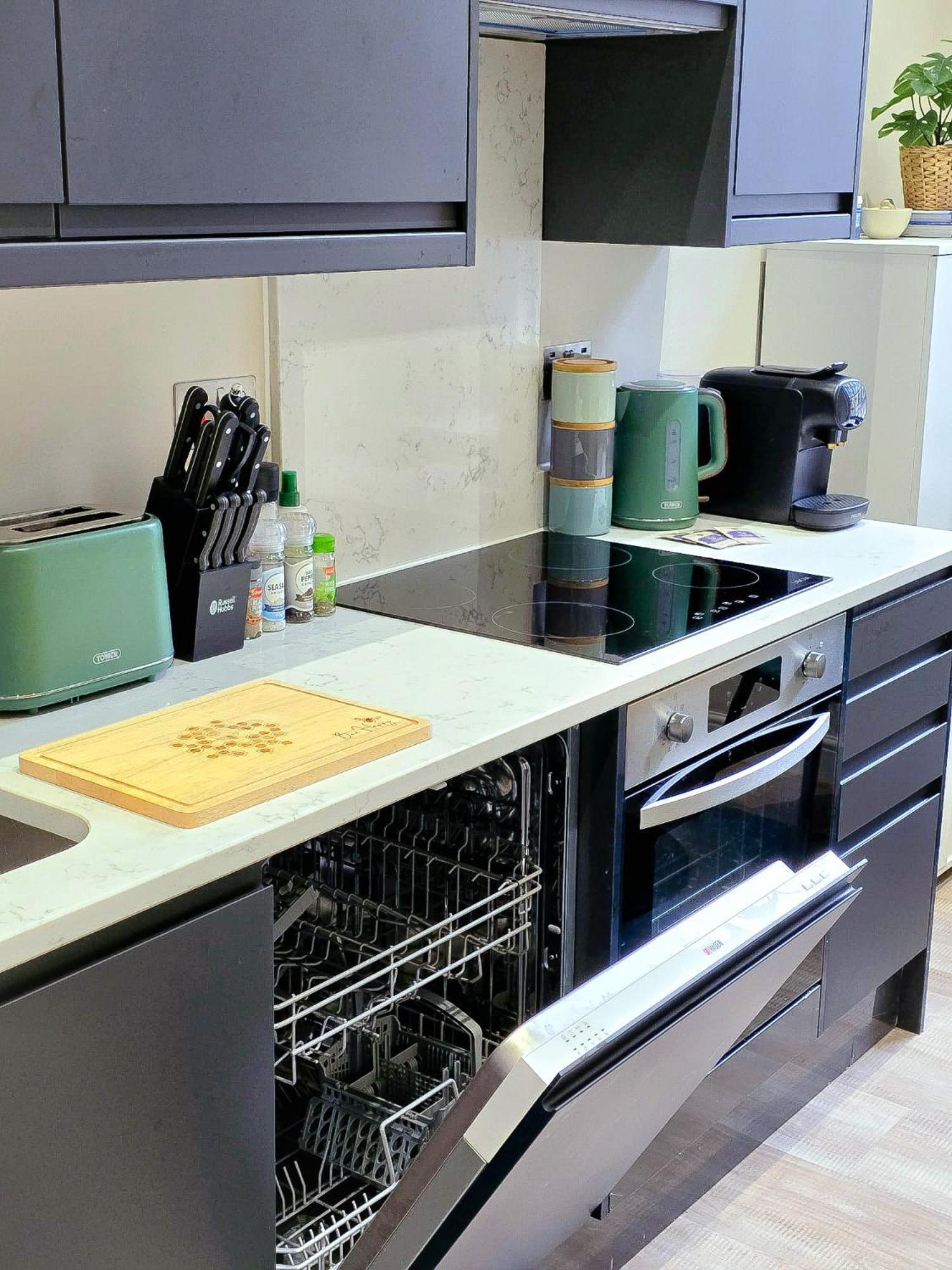 Beautiful & Location & King Size Bed Apartment Leeds (West Yorkshire)
