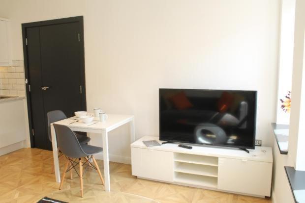 1bed Loft Style Leeds Centre *
