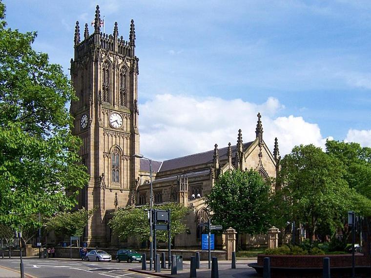 1bed Loft Style Leeds Centre Apartment