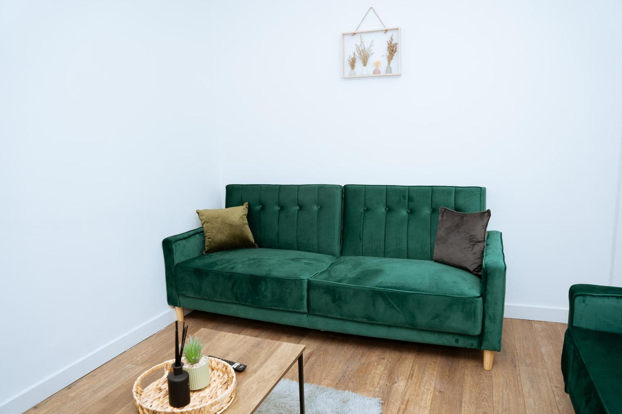 Apartment Great Away From In Leeds Close To