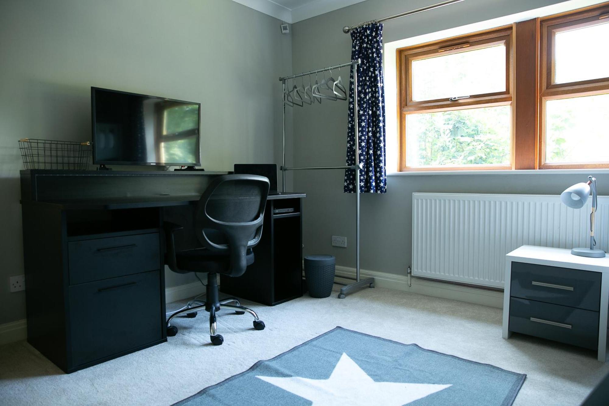 Modern Family - Gateway To Yorkshire Holiday home Leeds (West Yorkshire)