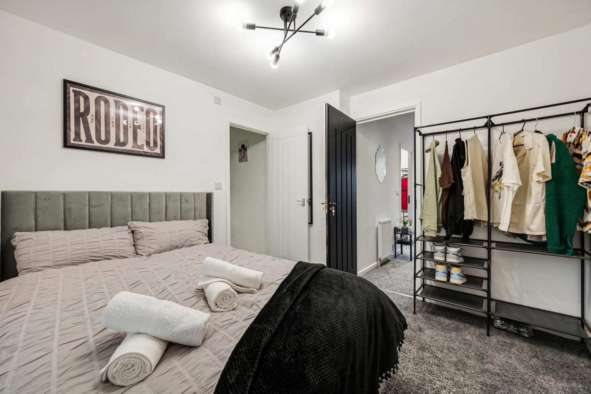 Luxury Centre With Free Parking Holiday home *