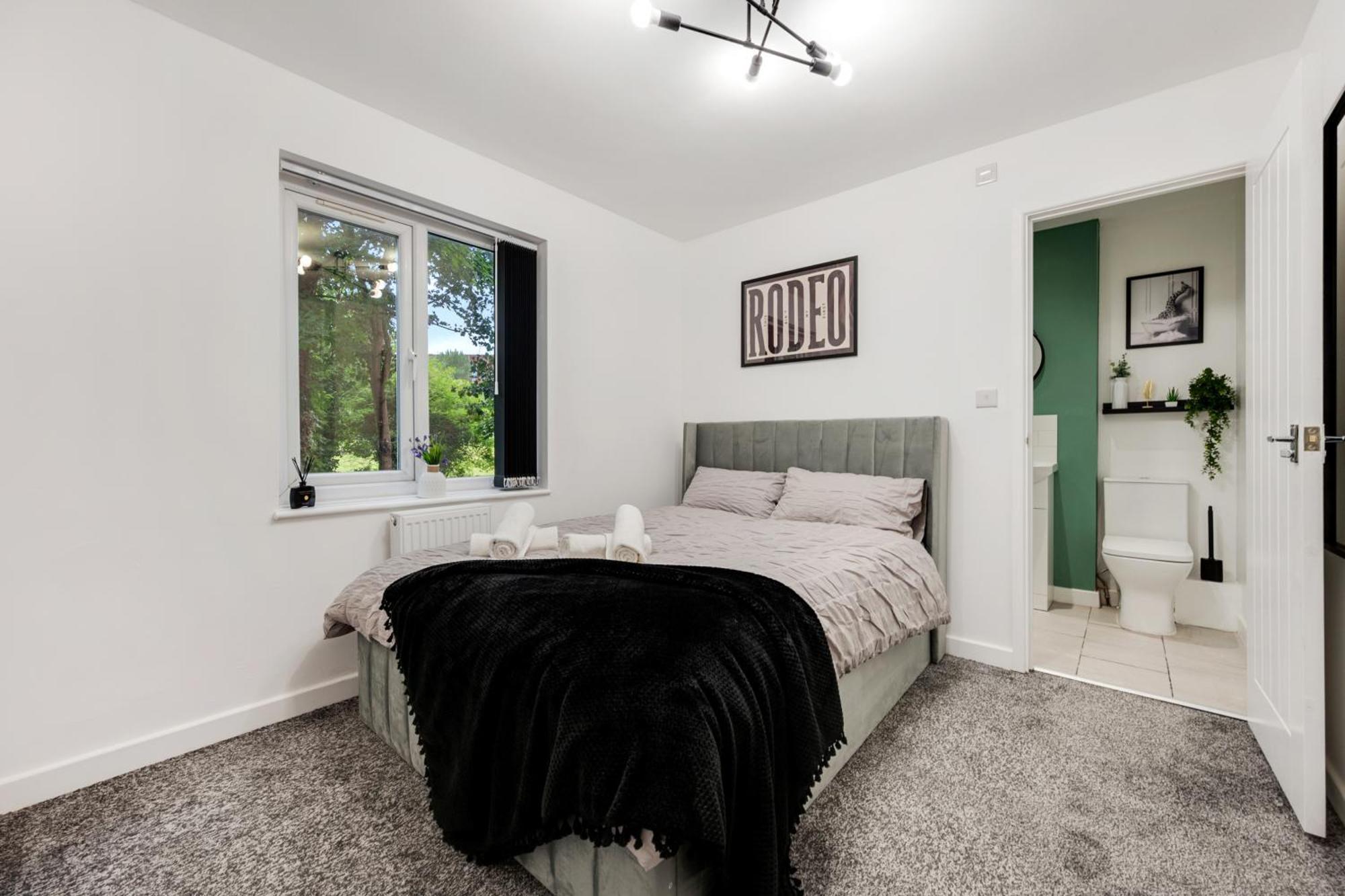 Holiday home Luxury Centre With Free Parking *