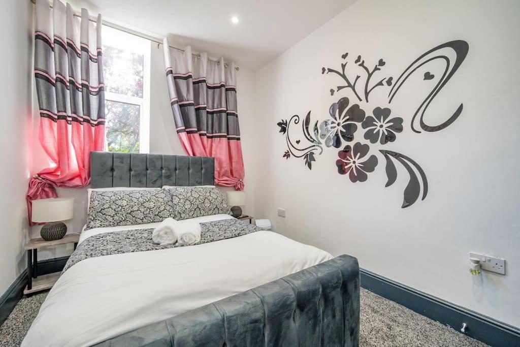 Apartment -f19gh- For Relaxed & Cosy Stay,free Parking,wifi Leeds (West Yorkshire)