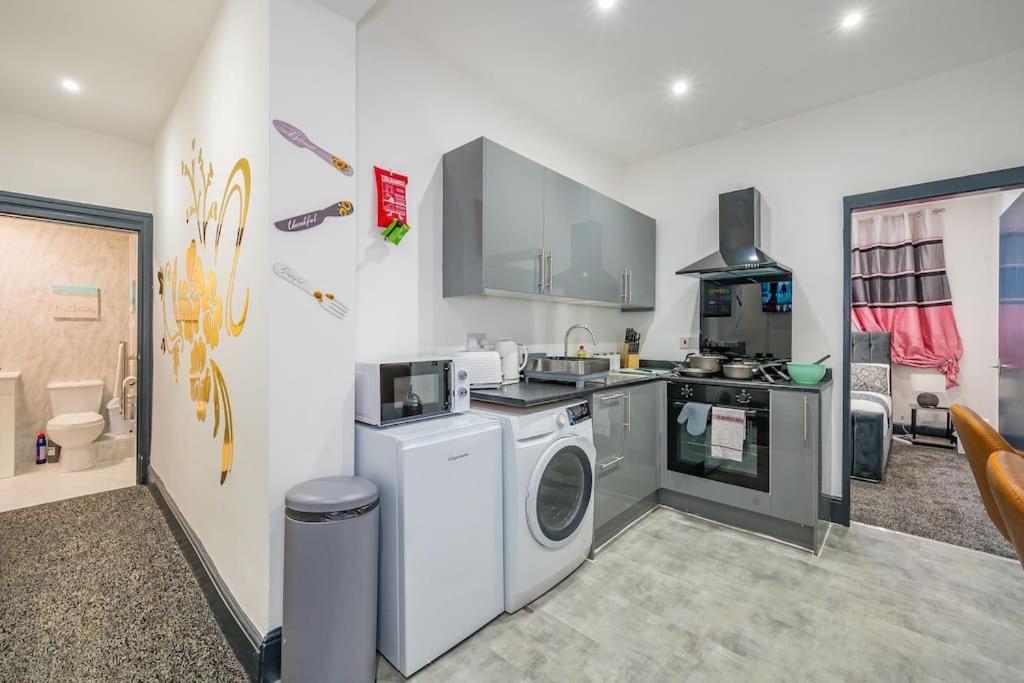 -f19gh- For Relaxed & Cosy Stay,free Parking,wifi * Leeds (West Yorkshire)