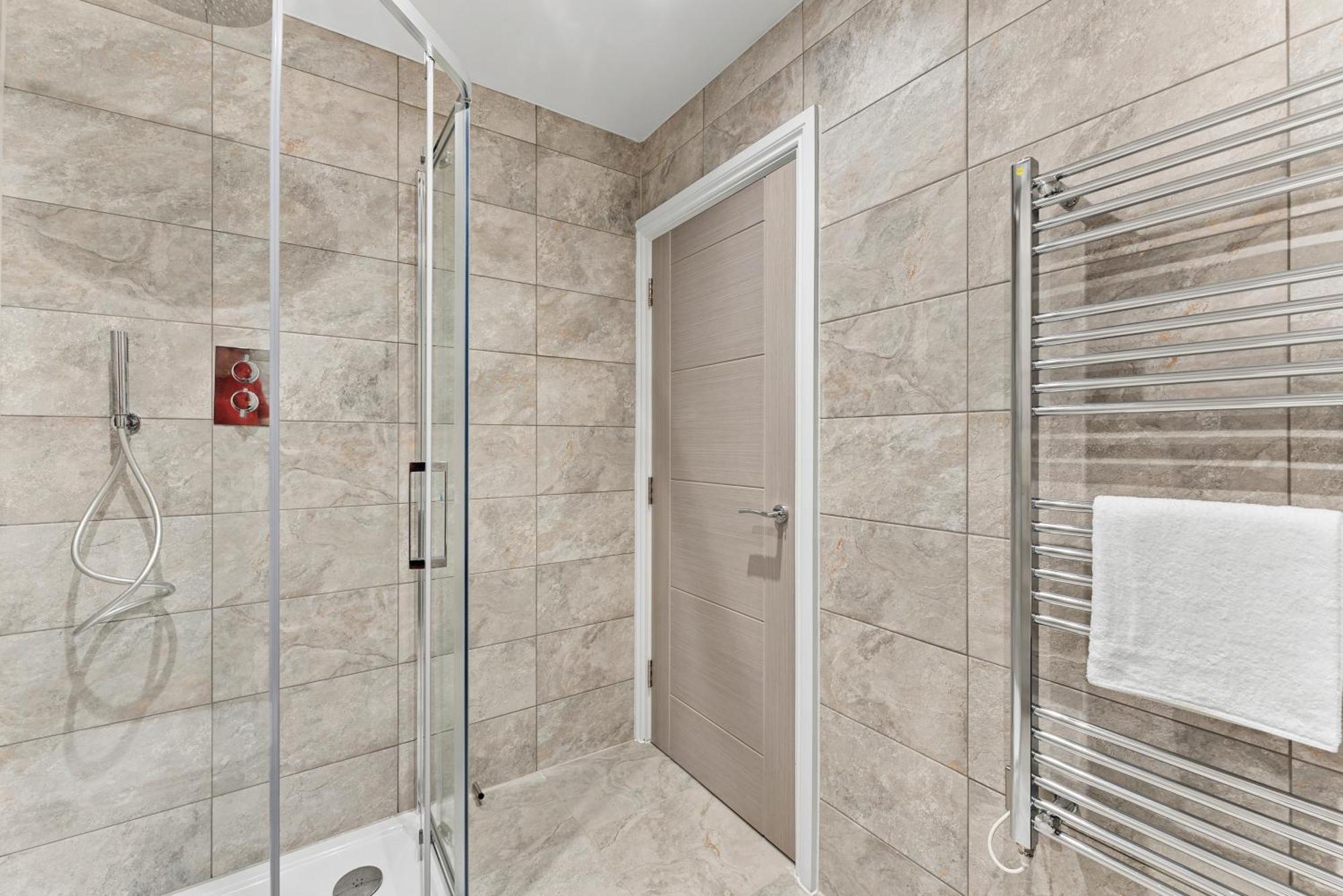 Stylish Abode In Leeds - Games - Parking Leeds (West Yorkshire)
