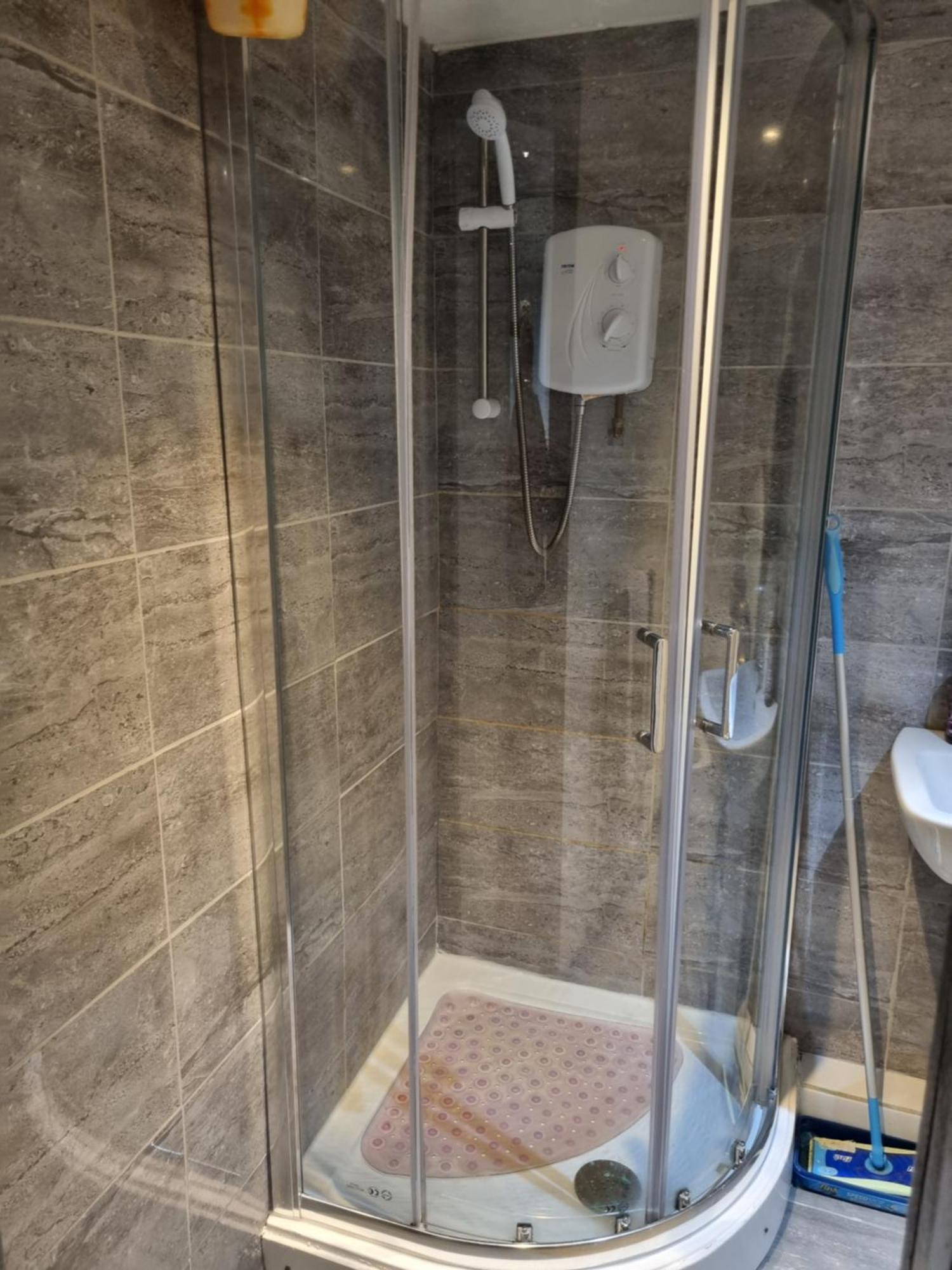 A Cosy Deluxe Size Studio With Queen Size And Sofa Bed