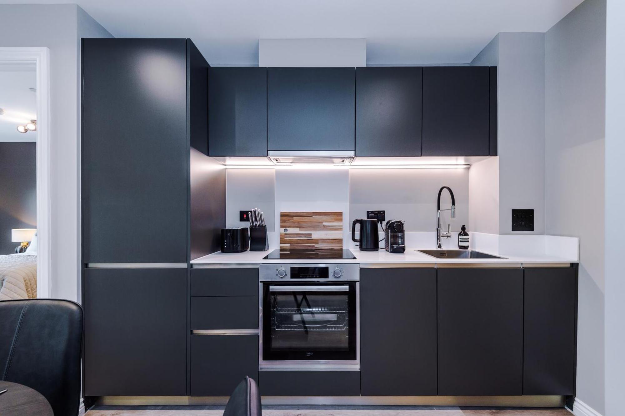 Modern 2 Bed Flat Leeds Centre Apartment *