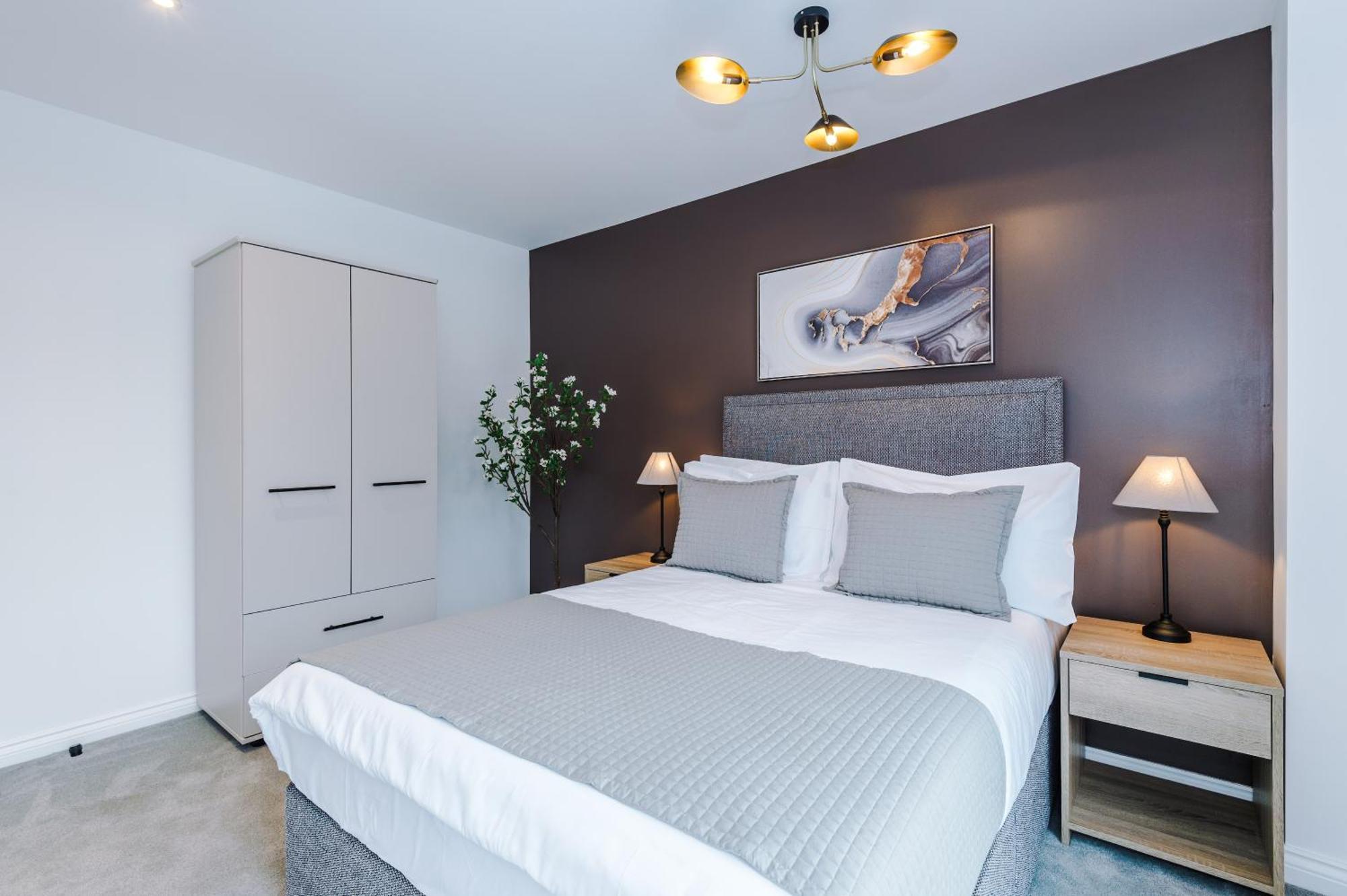 Modern 2 Bed Flat Leeds Centre Apartment *