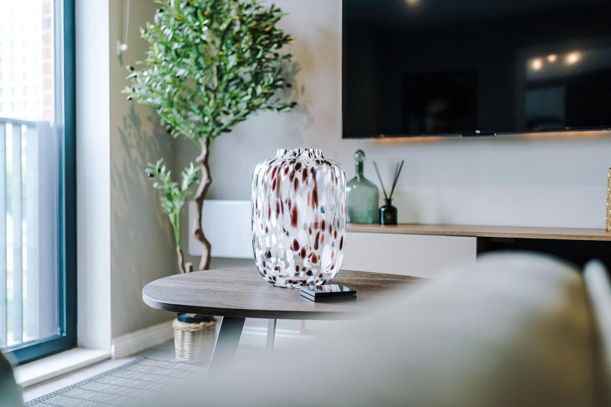 Stylish Leeds Centre Flat - Free Parking Apartment