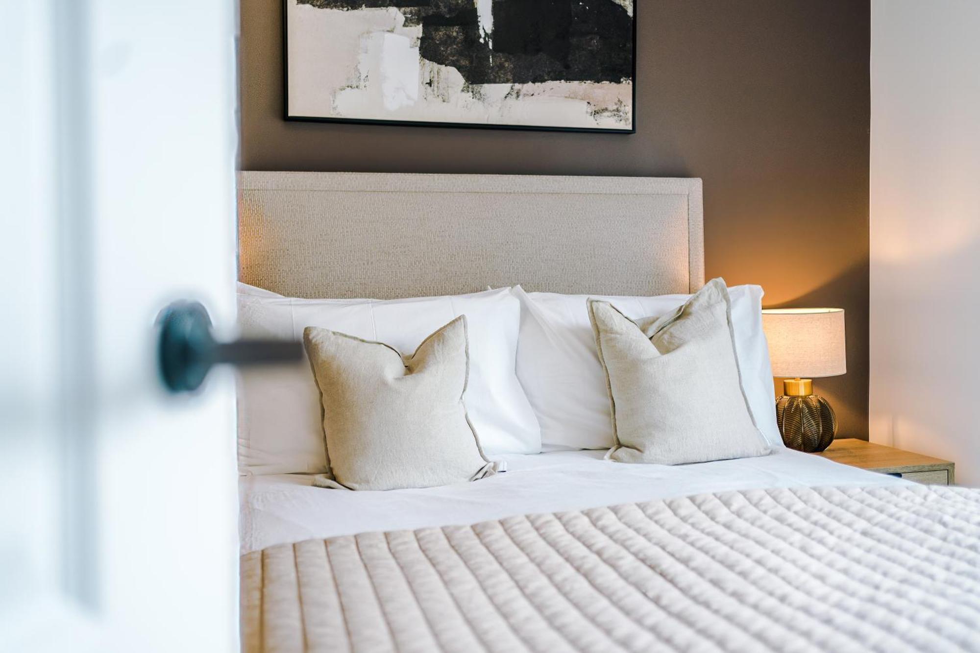Stylish Leeds Centre Flat - Free Parking *