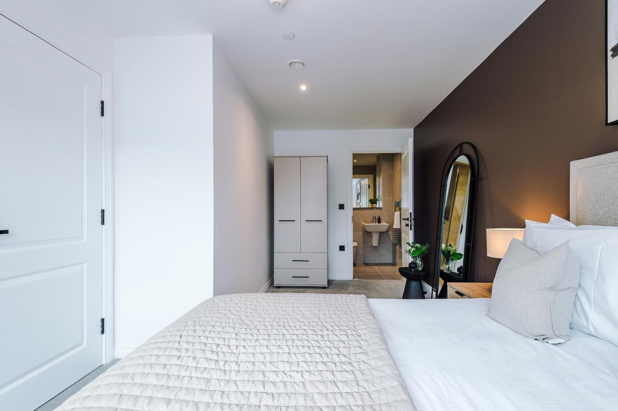 Stylish Leeds Centre Flat - Free Parking Apartment