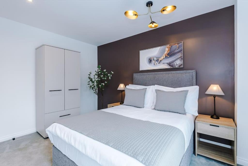 2 Bedroom Leeds Centre *