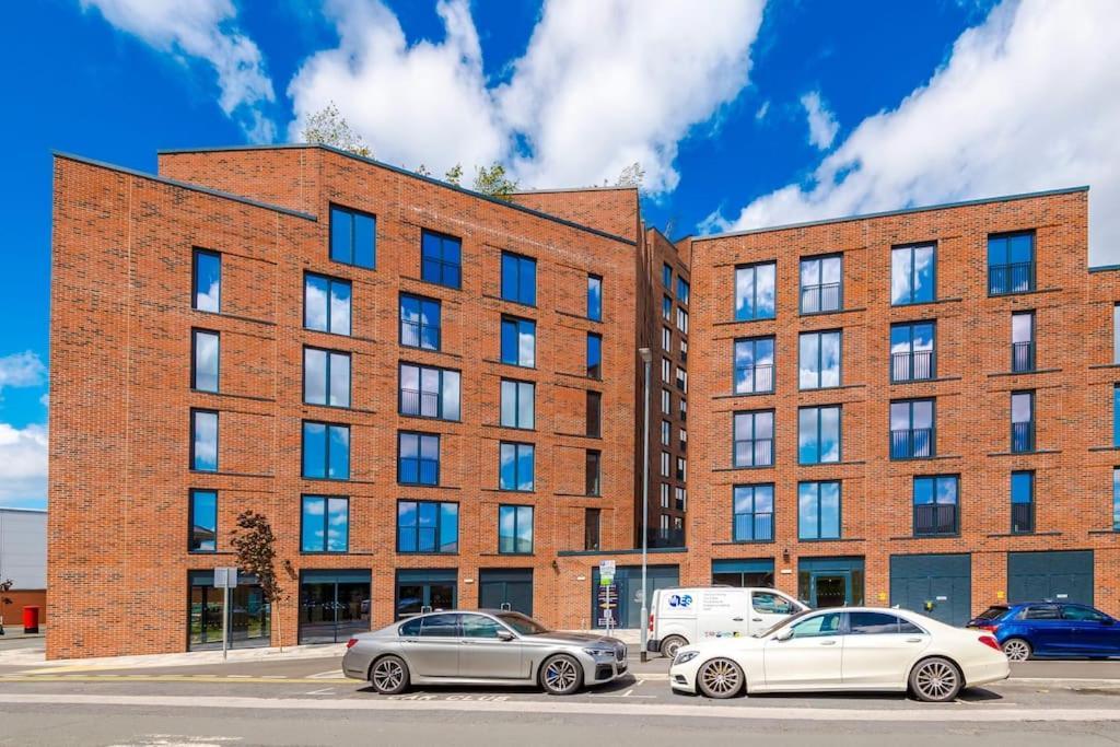 2 Bedroom Leeds Centre