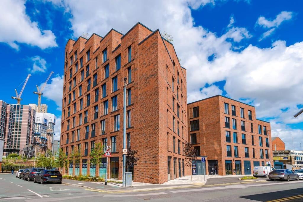 2 Bedroom Leeds Centre *