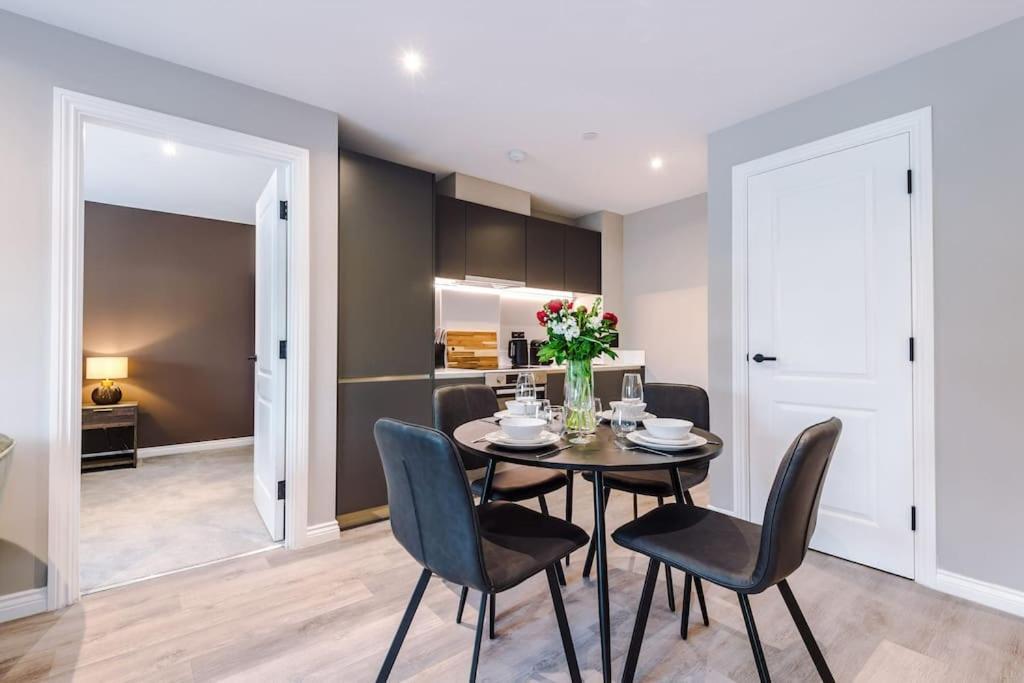 2 Bedroom Leeds Centre