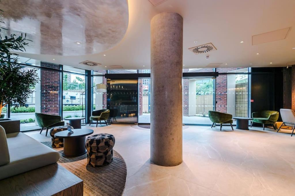 2 Bedroom Leeds Centre Apartment