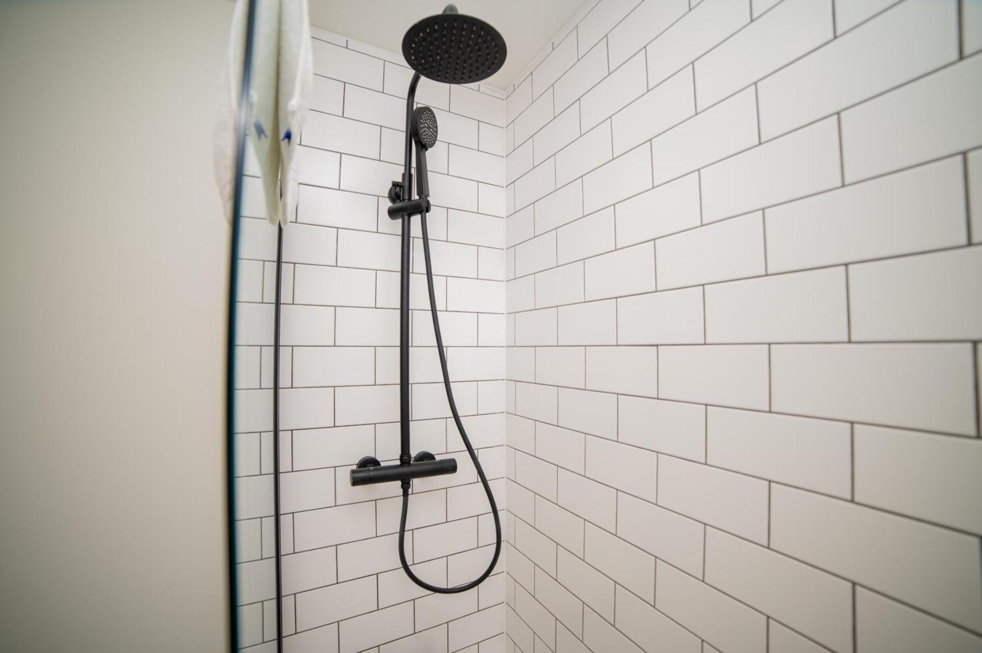 Apartment Stylish 3-bedroom Townhouse In Leeds: Ideal For Leisure & Corporate *