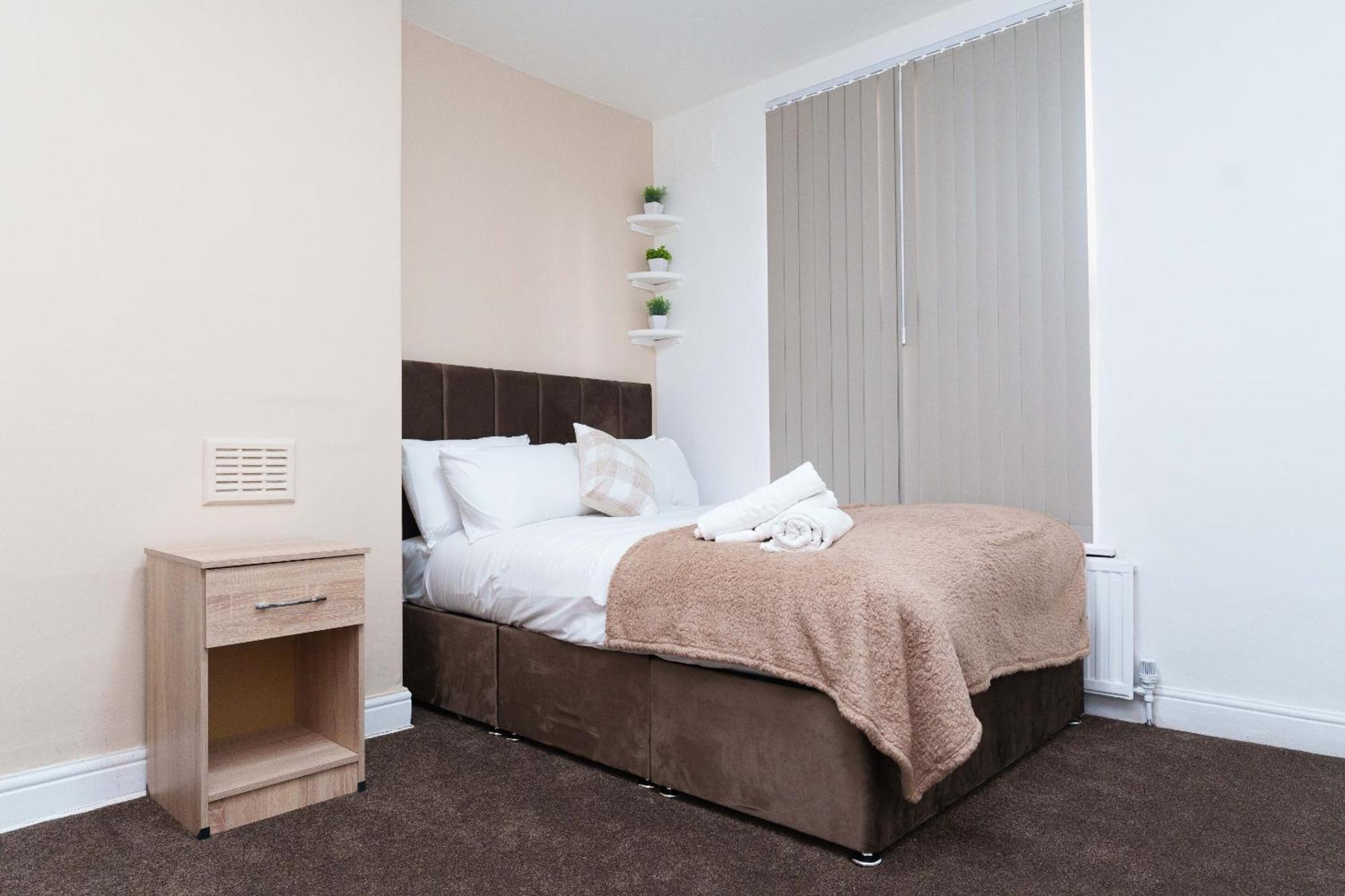 Holiday home Rio House - 2 Miles From Leeds (West Yorkshire)