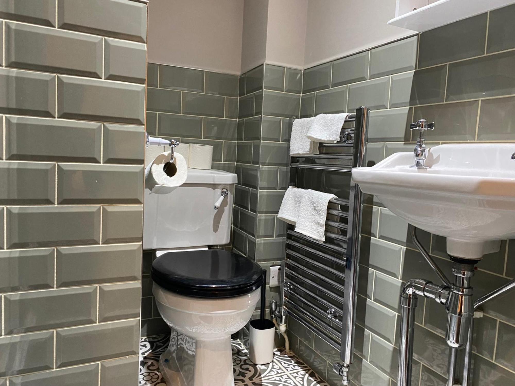 Apartment Stunning King In The Heart Of Leeds Center