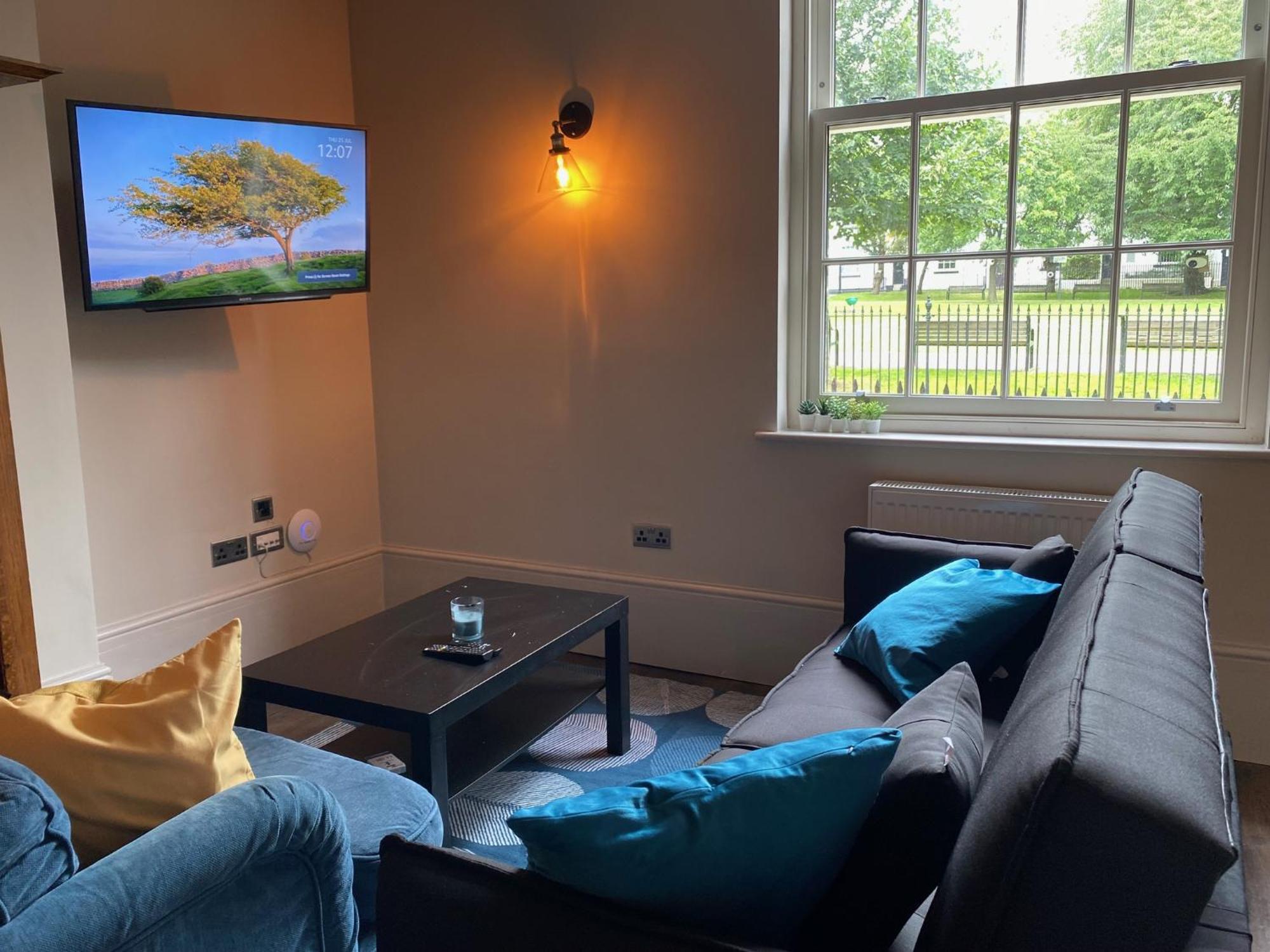 Stunning King In The Heart Of Leeds Center * Leeds (West Yorkshire)