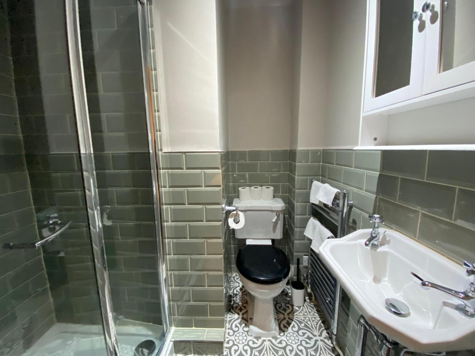 Apartment Stunning King In The Heart Of Leeds Center