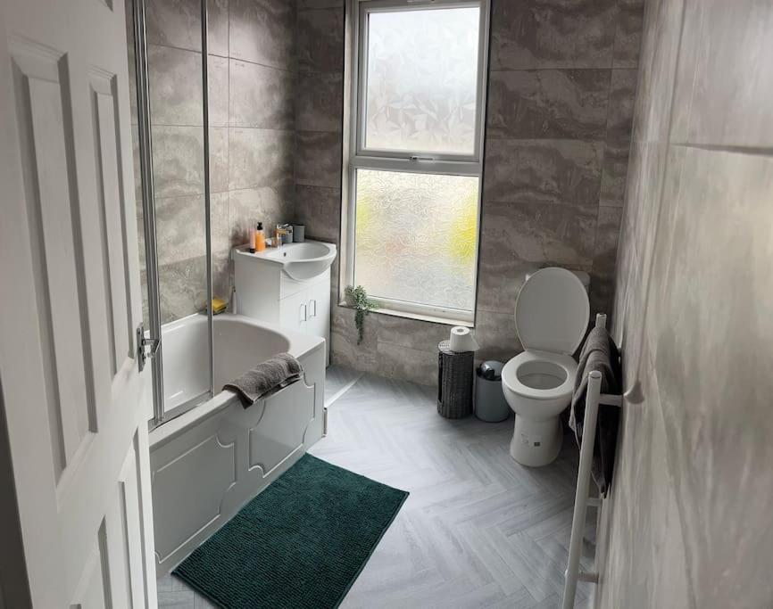 Away From Near Centre Leeds (West Yorkshire)