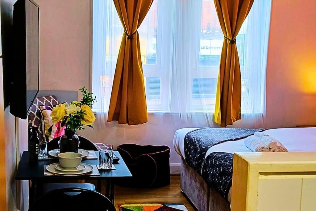 Studio-citycentre Freepark-wifi Leeds (West Yorkshire)