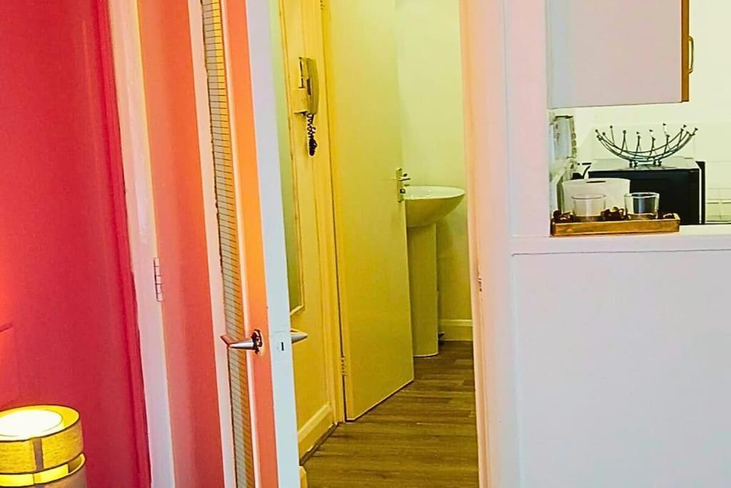 Studio-citycentre Freepark-wifi *