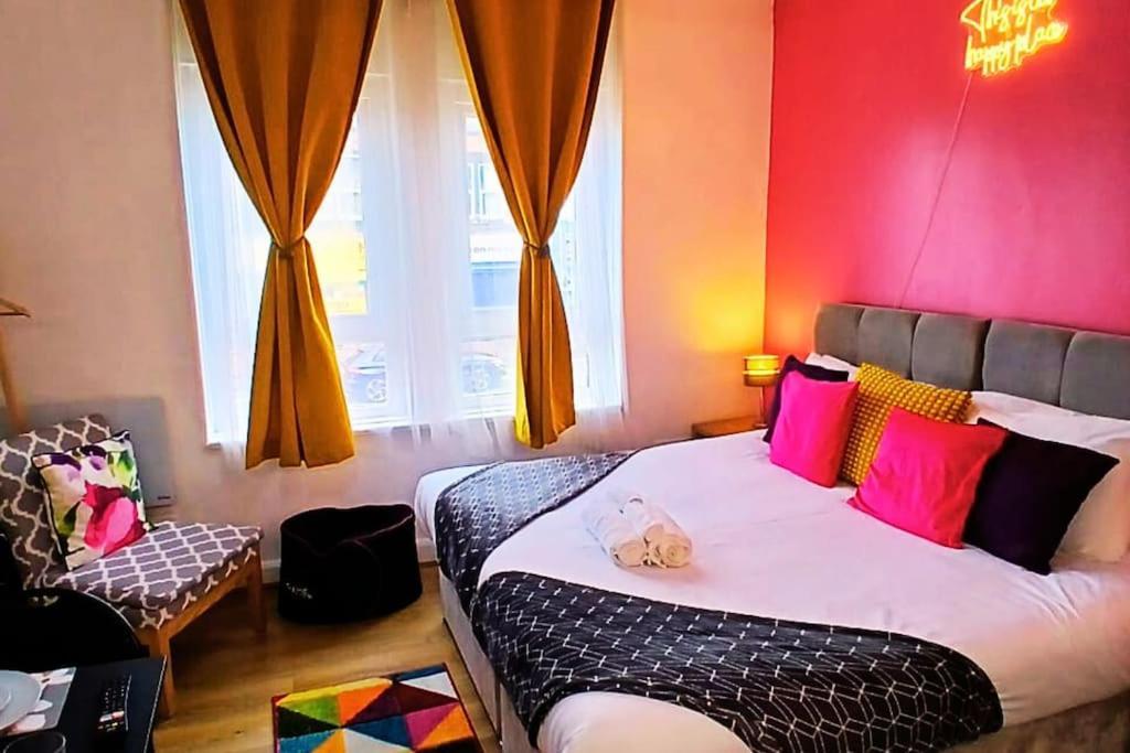 Studio-citycentre Freepark-wifi Apartment Leeds (West Yorkshire)
