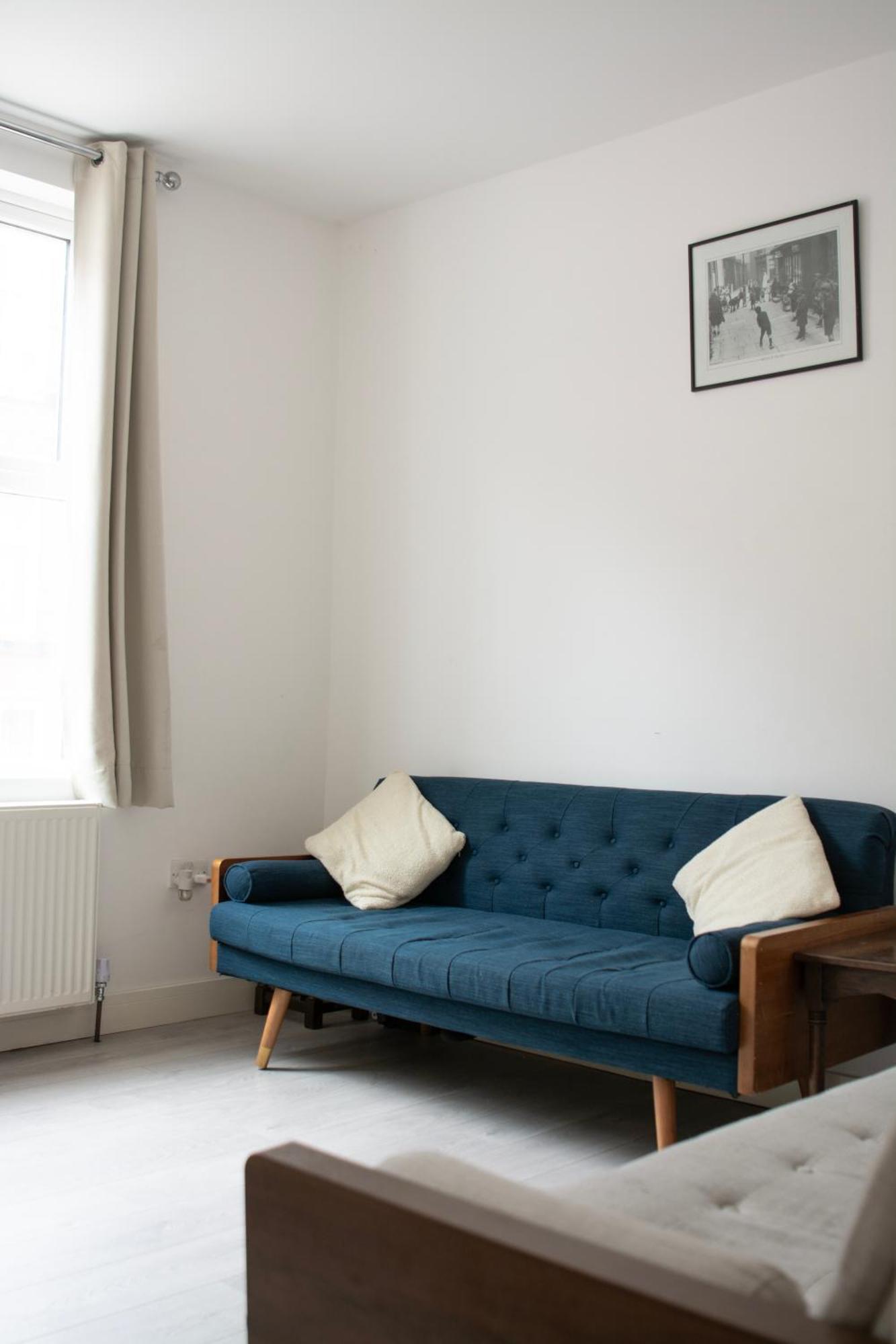 Modern 4 Bed En-suite House In - Free Parking Leeds (West Yorkshire)