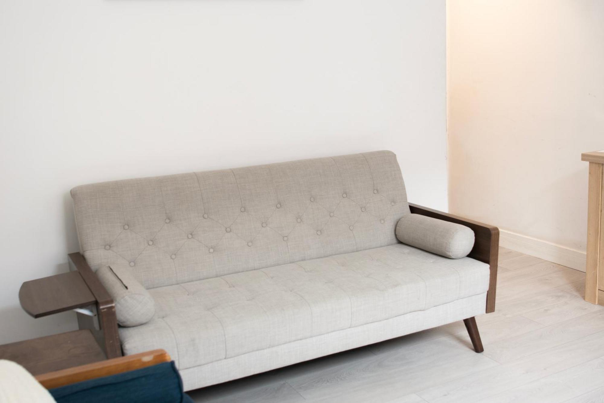 Apartment Modern 4 Bed En-suite House In - Free Parking