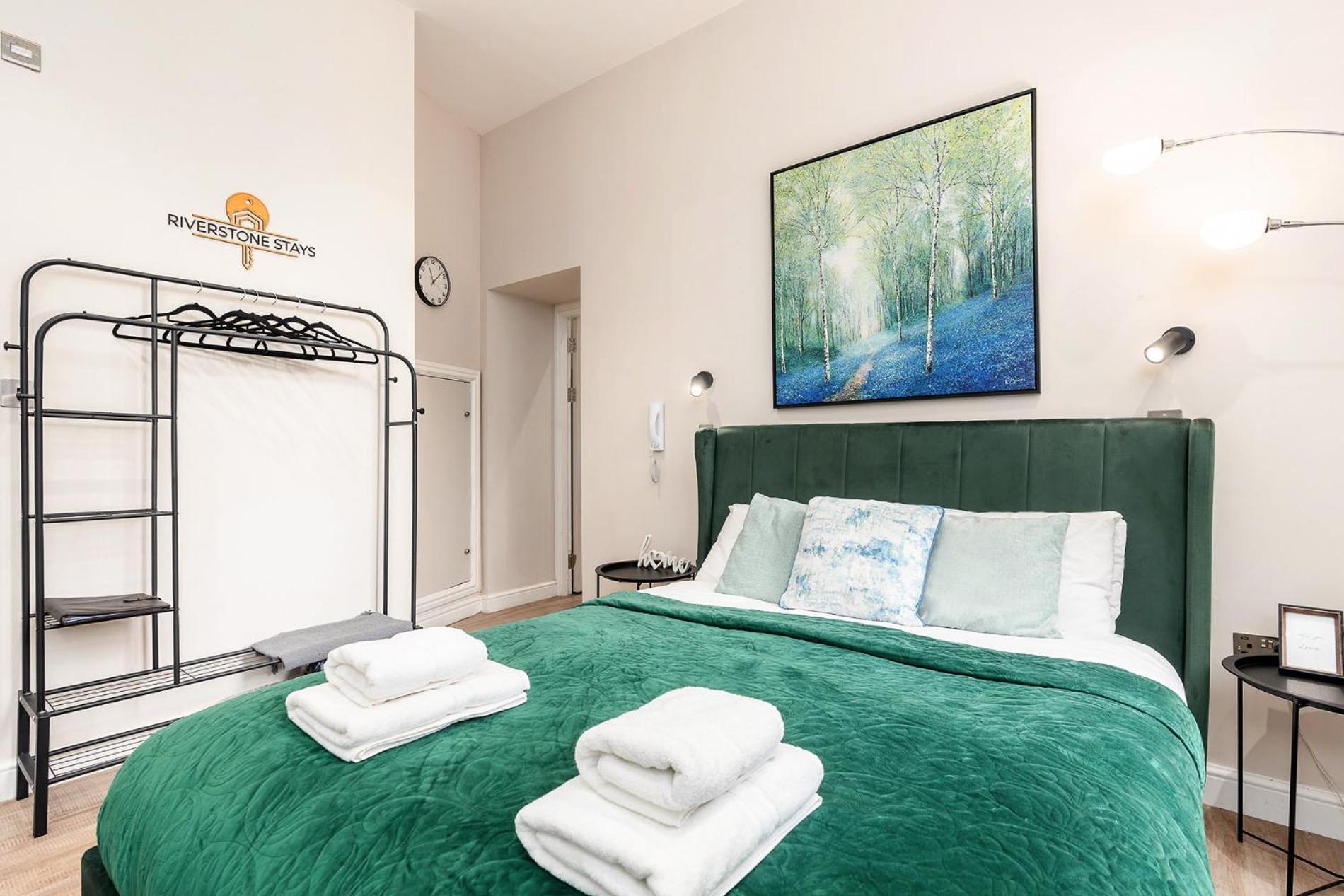 Beautiful & Location & King Size Bed Apartment Leeds (West Yorkshire)