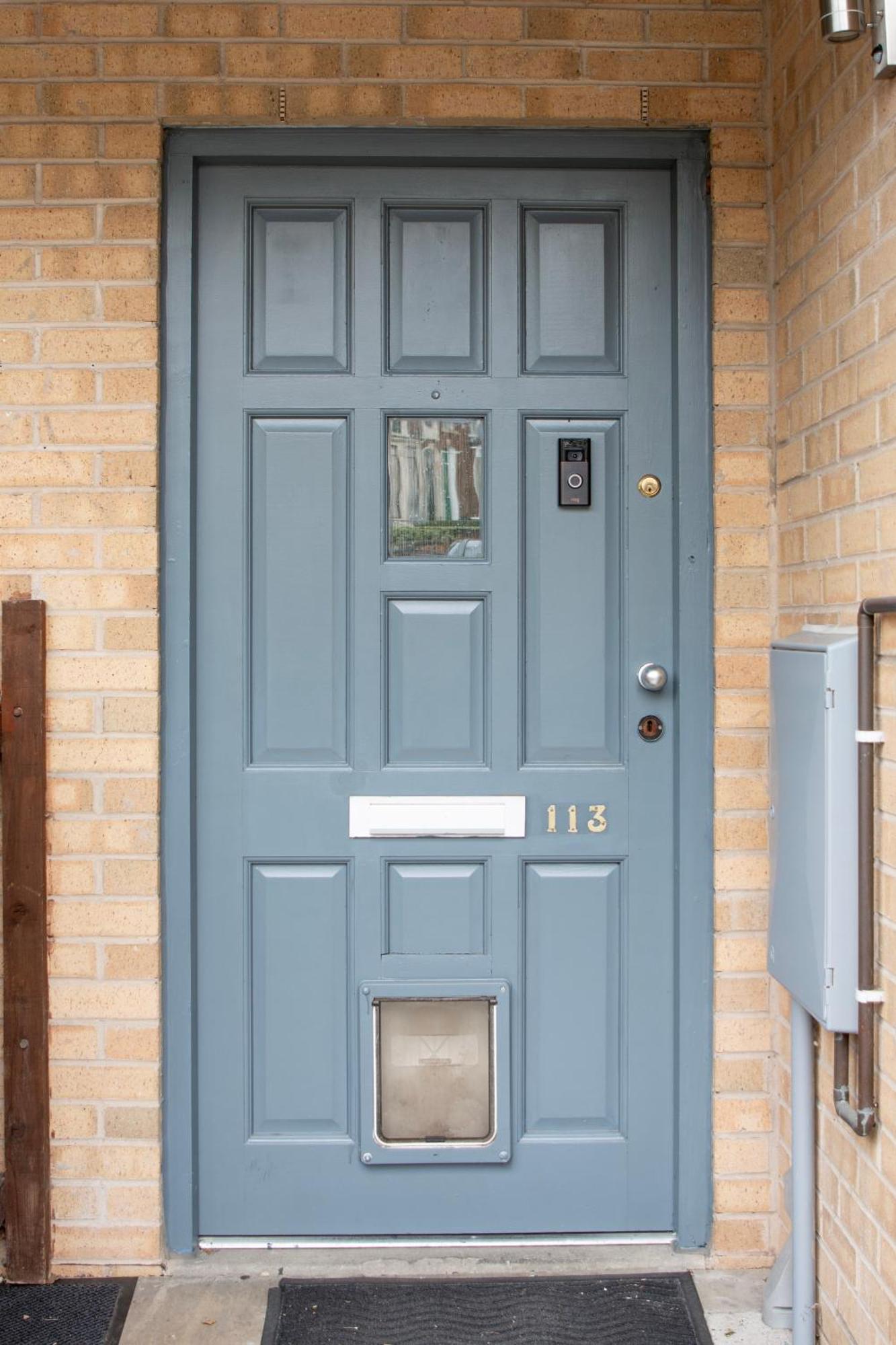 Well-equipped 4 Bedroom House Close To Centre Holiday home *