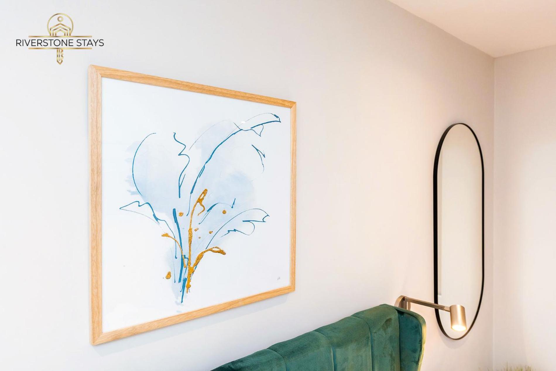 Exceptional & Gorgeous Interior & King Size Bed Apartment Leeds (West Yorkshire)