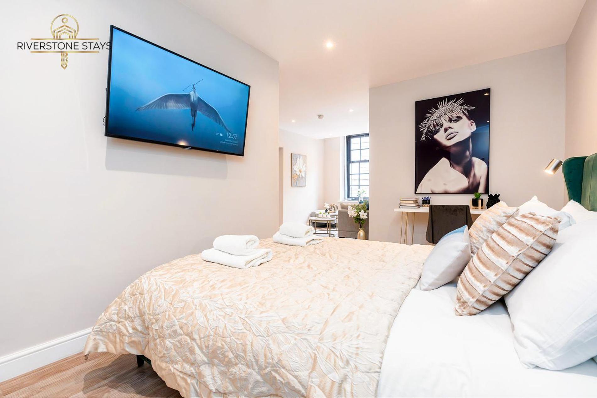 Exceptional & Gorgeous Interior & King Size Bed Apartment Leeds (West Yorkshire)