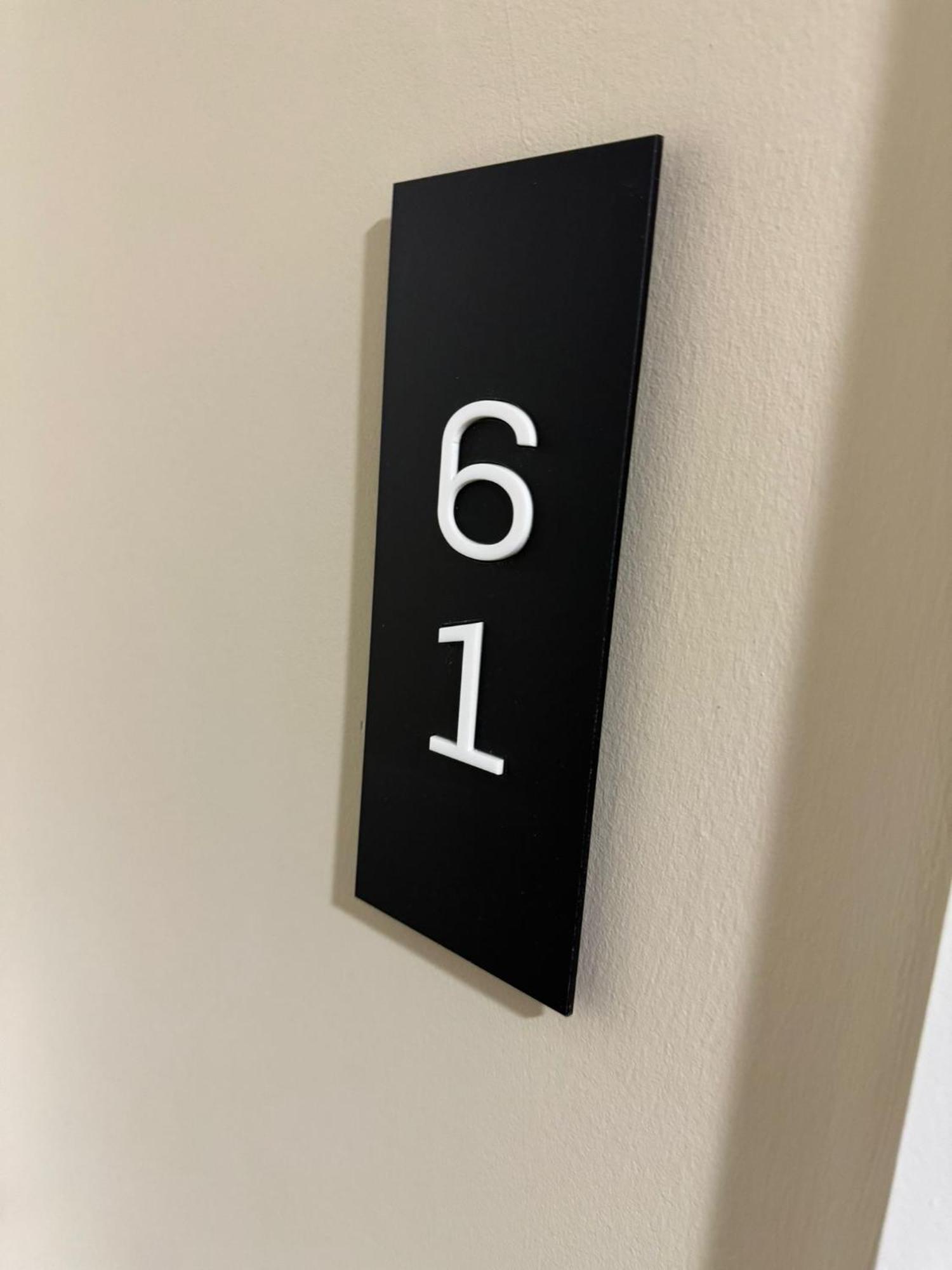 Pinetree Centre Of Leeds Apartment