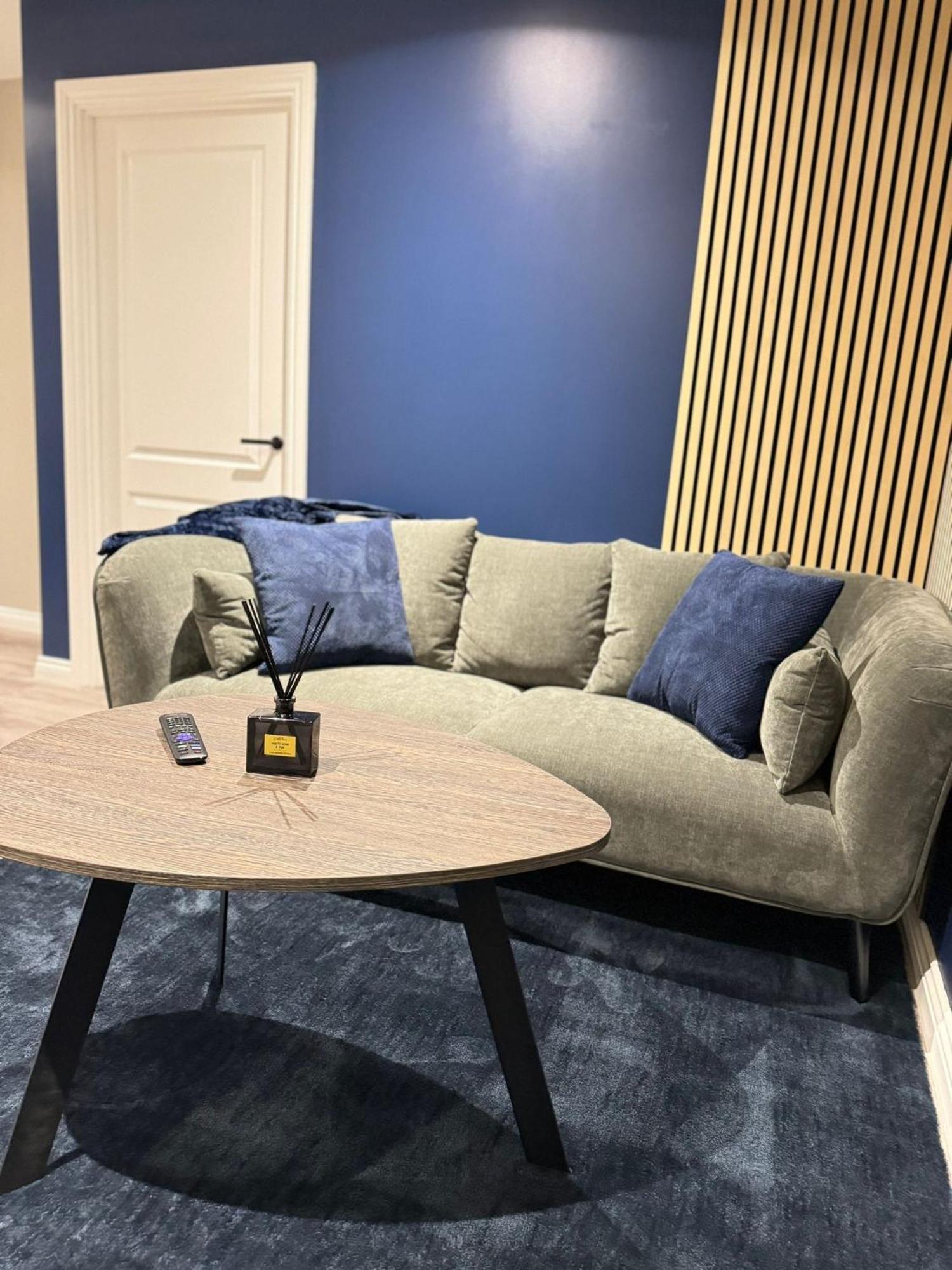 Pinetree Centre Of Leeds Apartment