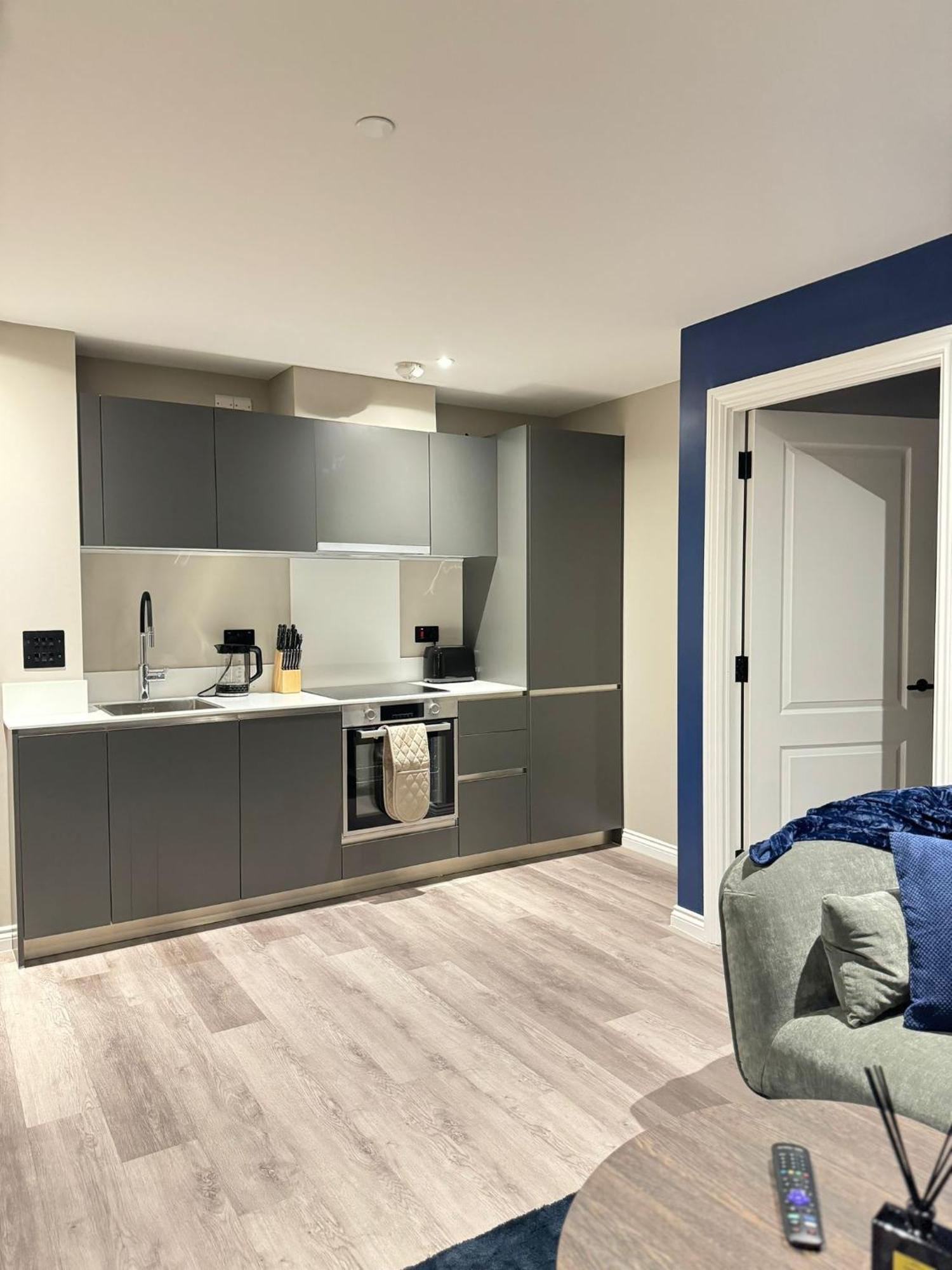 Pinetree Centre Of Leeds * Leeds (West Yorkshire)