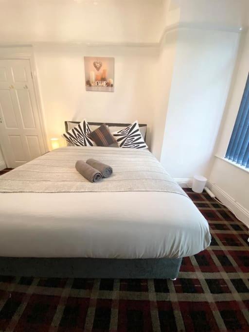 Apartment Leeds Super Spacious, 4 Bedroom Centre